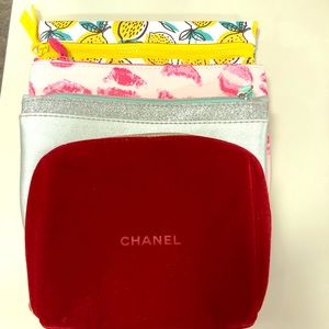 Chanel and Ipsy lot of 4 make up bags!!!